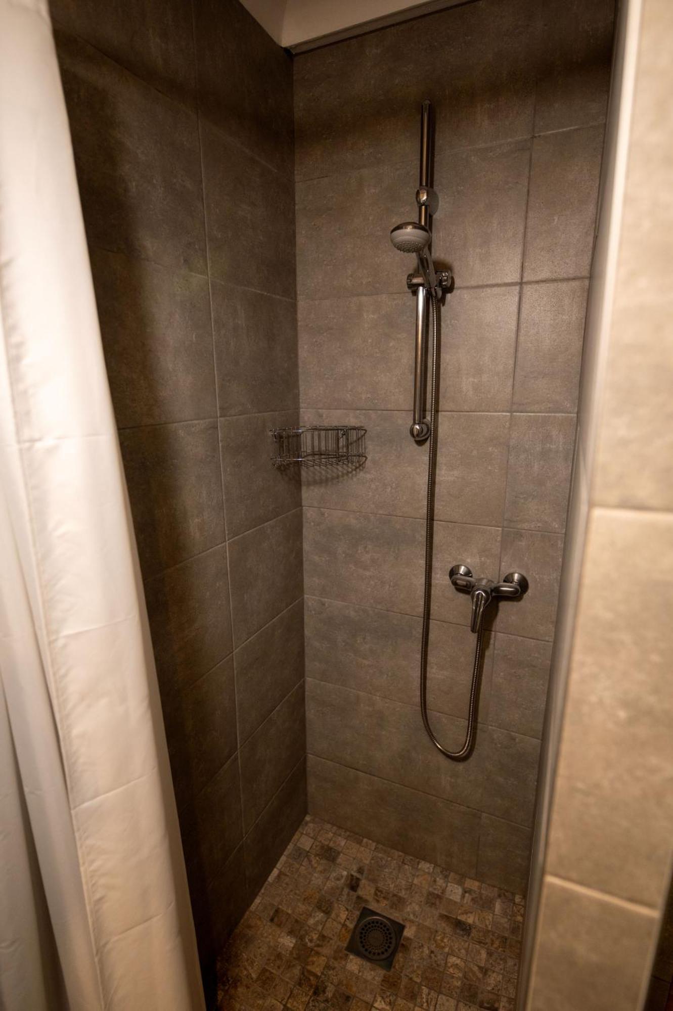 Chambres D'Hotes La Clape Винон-сюр-Вердон Экстерьер фото